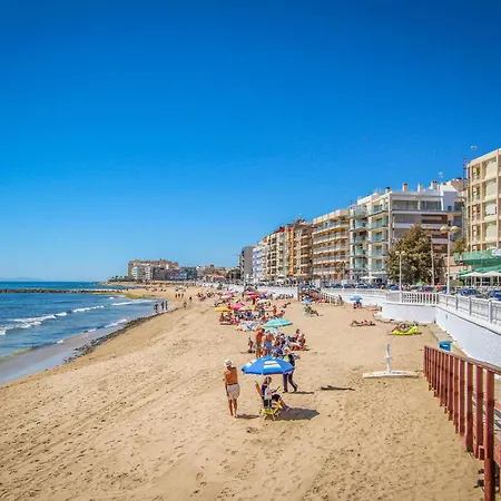 Vakantiehuis Amazing In With Wifi Torrevieja
